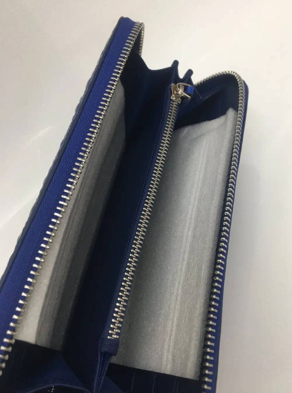 Crocodile Leather Zipper Wallet