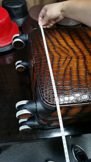 Retro Brown Crocodile Leather Trolley/Roll Aboard Suitcase Weekend/Travel Bag Trolley Case Universal Wheels 20-Inch