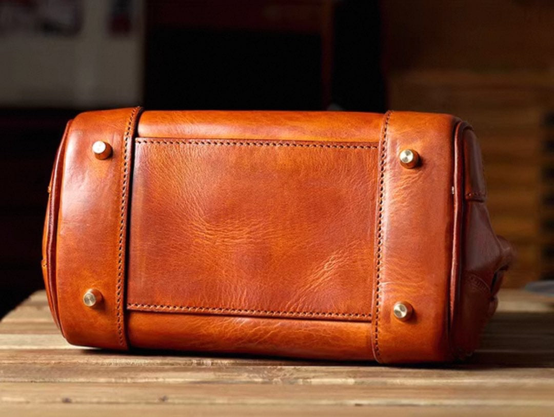 Unisex Vintage Oil Wax Leather Top Handle Bags Three Size