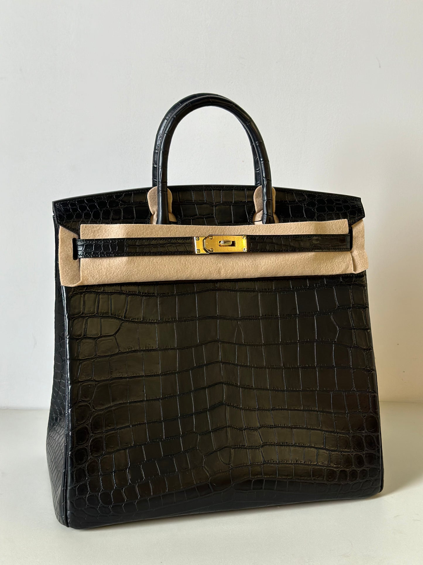 Preorder High Shiny Genuine Crocodile Skin Leather 40cm Oversized Padlock Tote Office Bags Biege