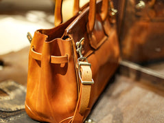 Unisex Genuine Vintage Vegetable Tanned Leather Satchel Flap Buckle Bag