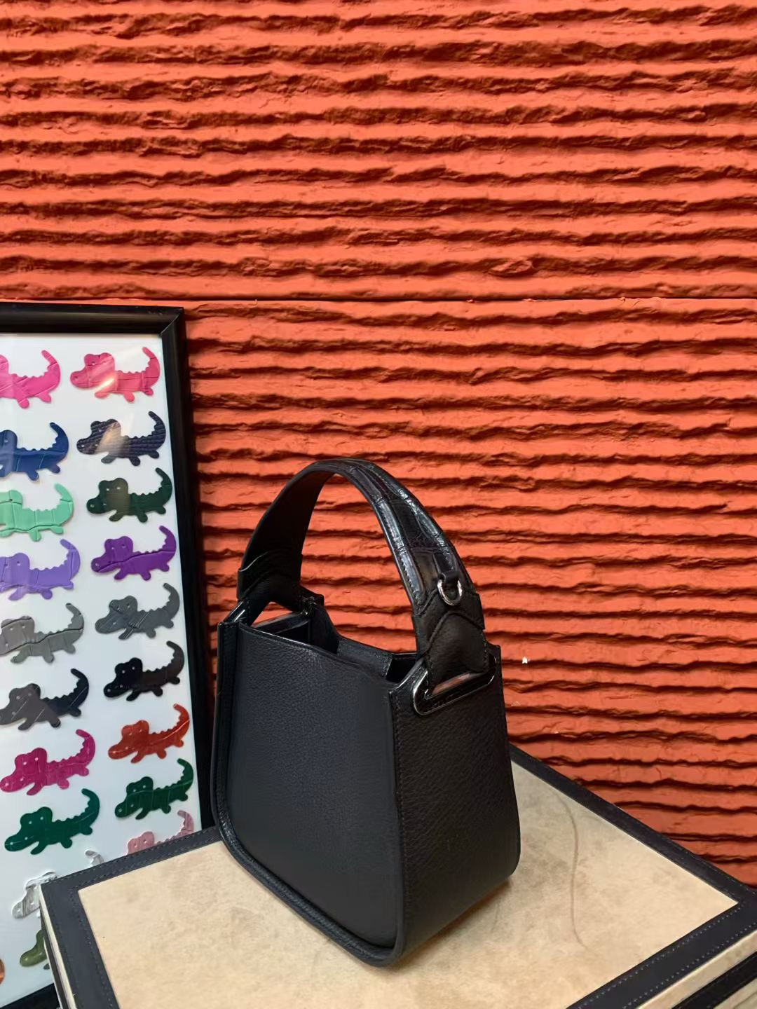 Genuine Python Skin Leather Underarm Cross Body Handle Bag  Black