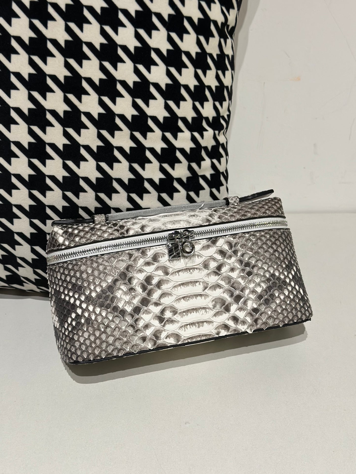 Genuine Python Skin Leather Zipper Cosmetic Handle Bag