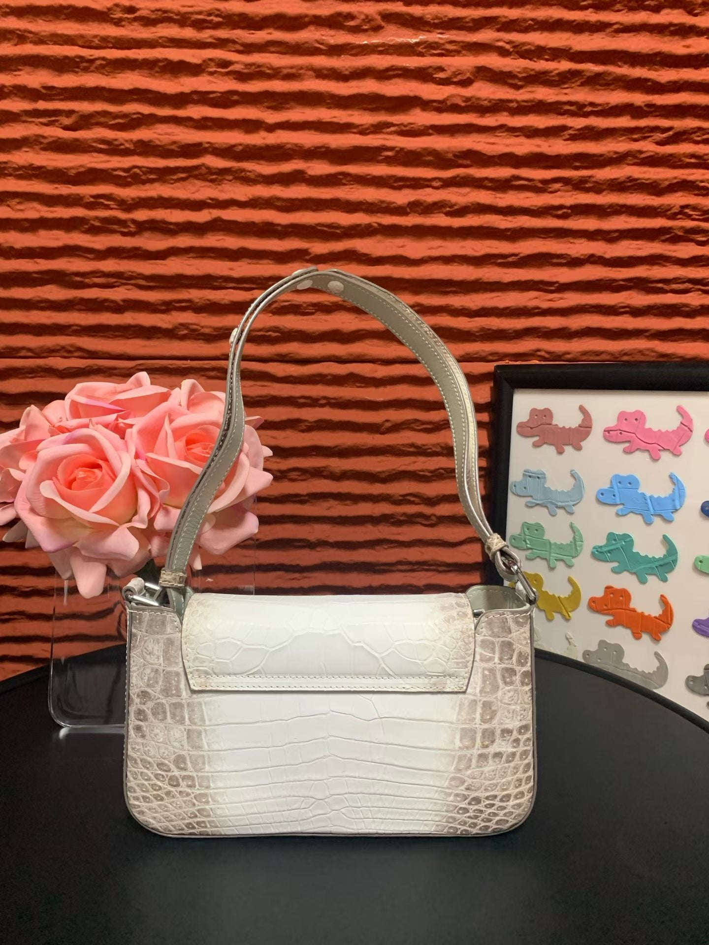 Borsa a tracolla con manico in vera pelle di pitone sottoascellare