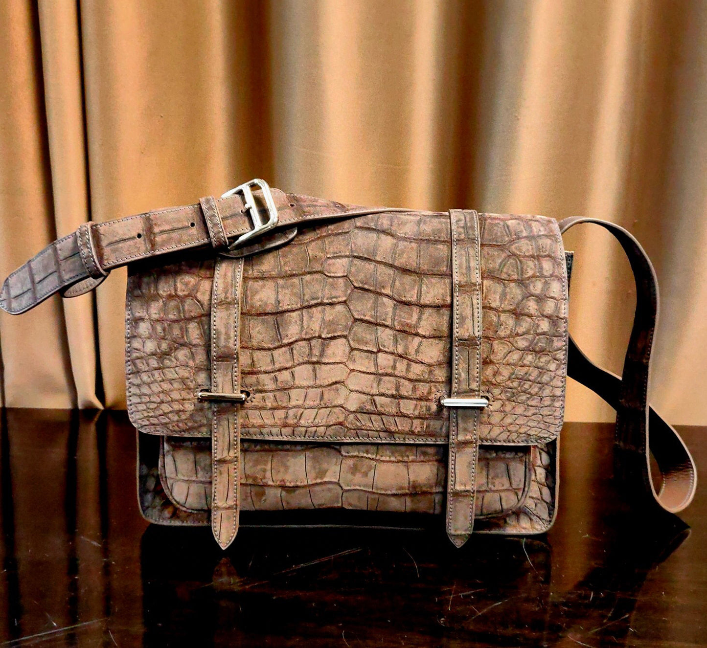 Nubuck Crocodile Skin Leather Postman Messenger Bag