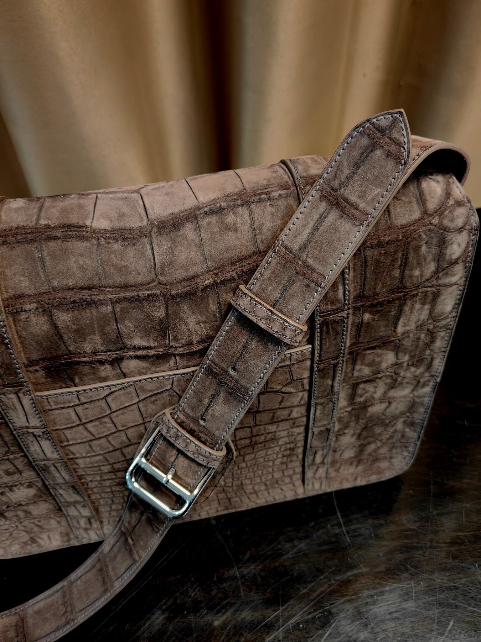 Nubuck Crocodile Skin Leather Postman Messenger Bag