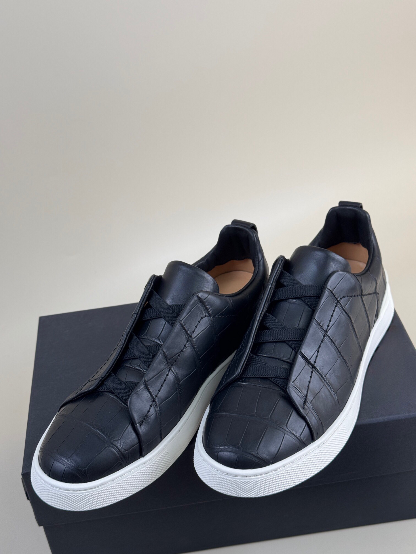 Crocodile Shoes Genuine Crocodile Skin Leather Sneakers Black