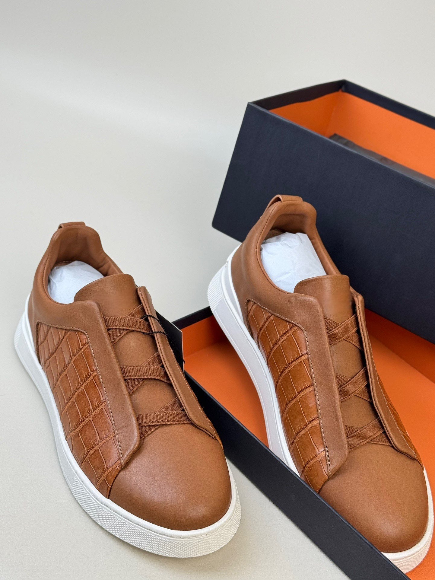 Crocodile Shoes , Calfskin Leather Mid-Genuine Crocodile Skin Leather Sneakers Tan