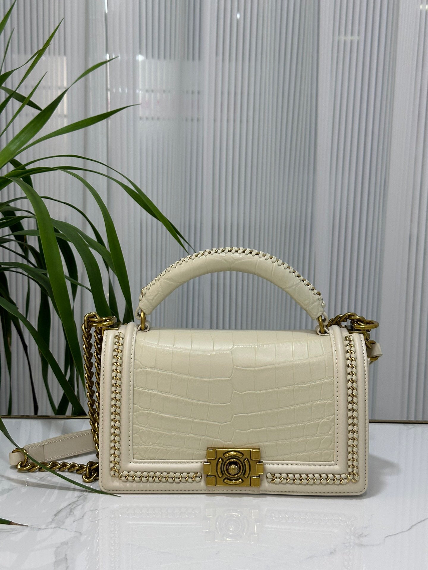 Genuine Crocodile Leather Top Handle Cross Body Flap Chain Bag Cream