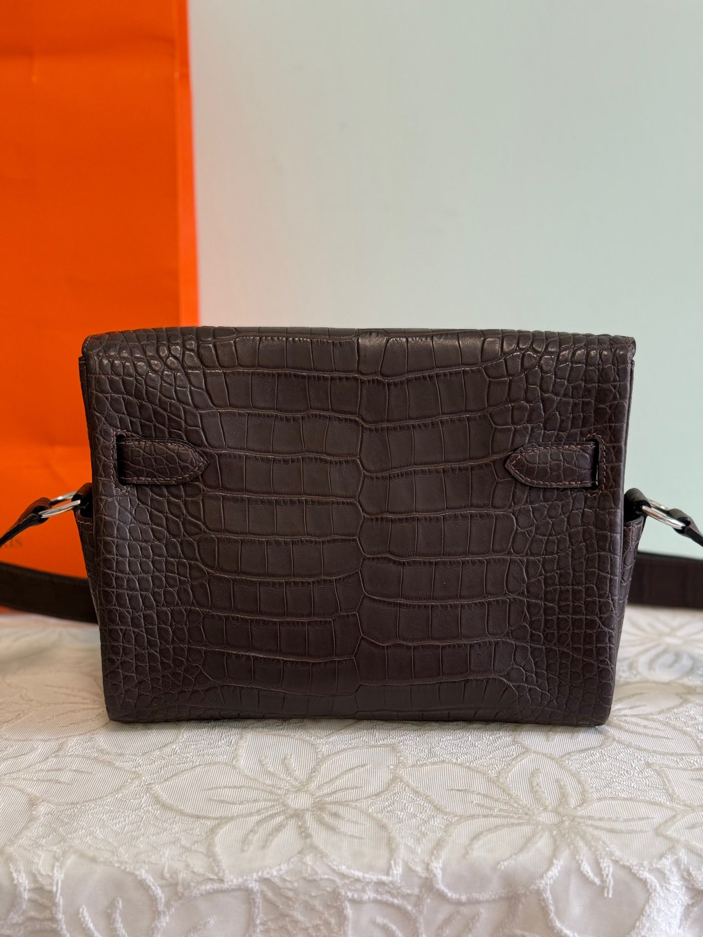 Unisex Genuine Crocodile Leather Postman Messenger Bag