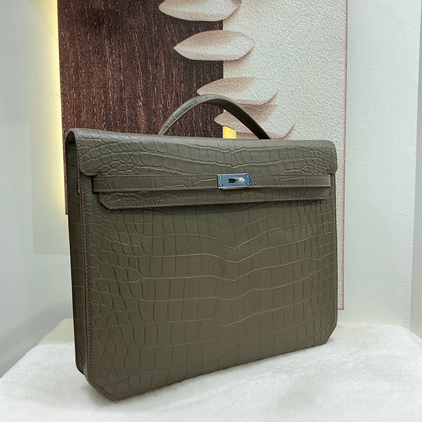 Matt Genuine Crocodile Leather Briefcase Karki