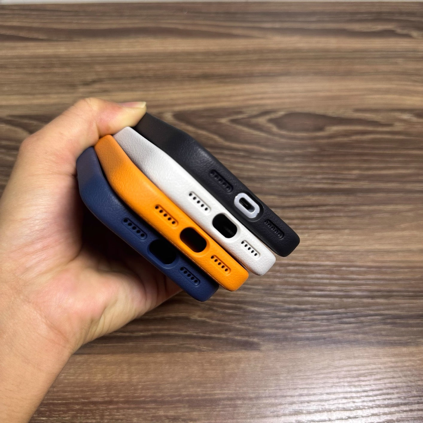 Preorder High Shiny Crocodile Leather Iphone Case 17 Pro Max