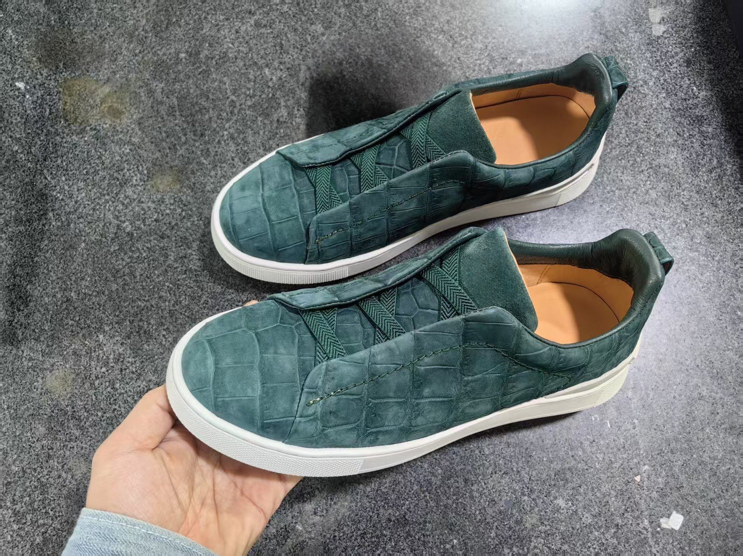 Preorder Crocodile Shoes Nubuck Genuine Crocodile Skin Leather Sneakers Brown