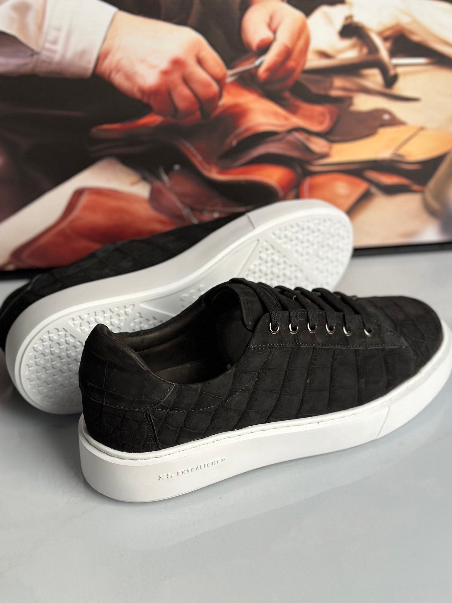 Crocodile Sneakers , Nubuck Genuine Crocodile Leather Sneakers Black