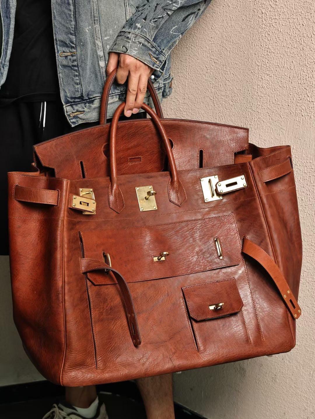 Genine Washed Vintage Cordovan Leather Extra Large Super Big Bag, Jumbo Storage Padlock Business Handbags Office Business Travel Bags