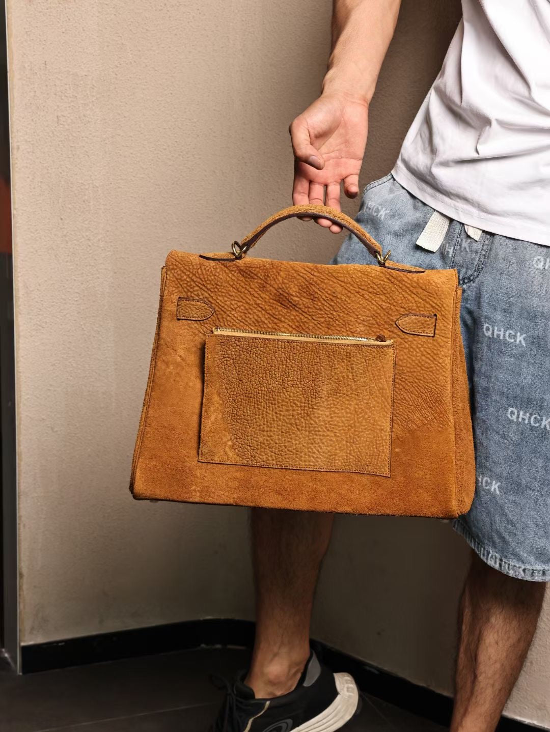 Genine Washed Vitnage Cordovan Leather Top Handle Satchel Bag Gold & Black