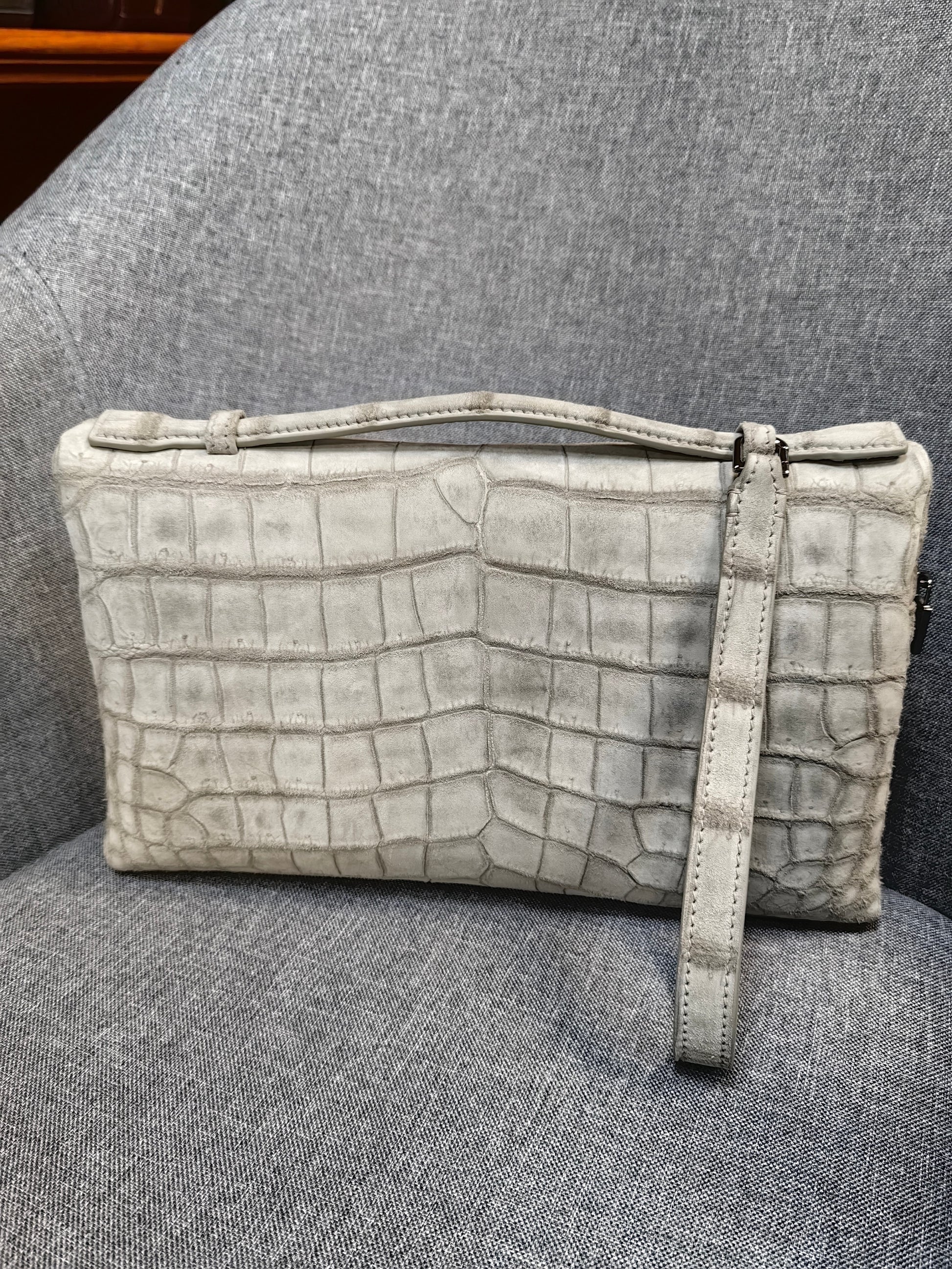 Unisex Himalaya WhigteGenuine Crocodile Skin Leather Zipper Handle Clutch Bag