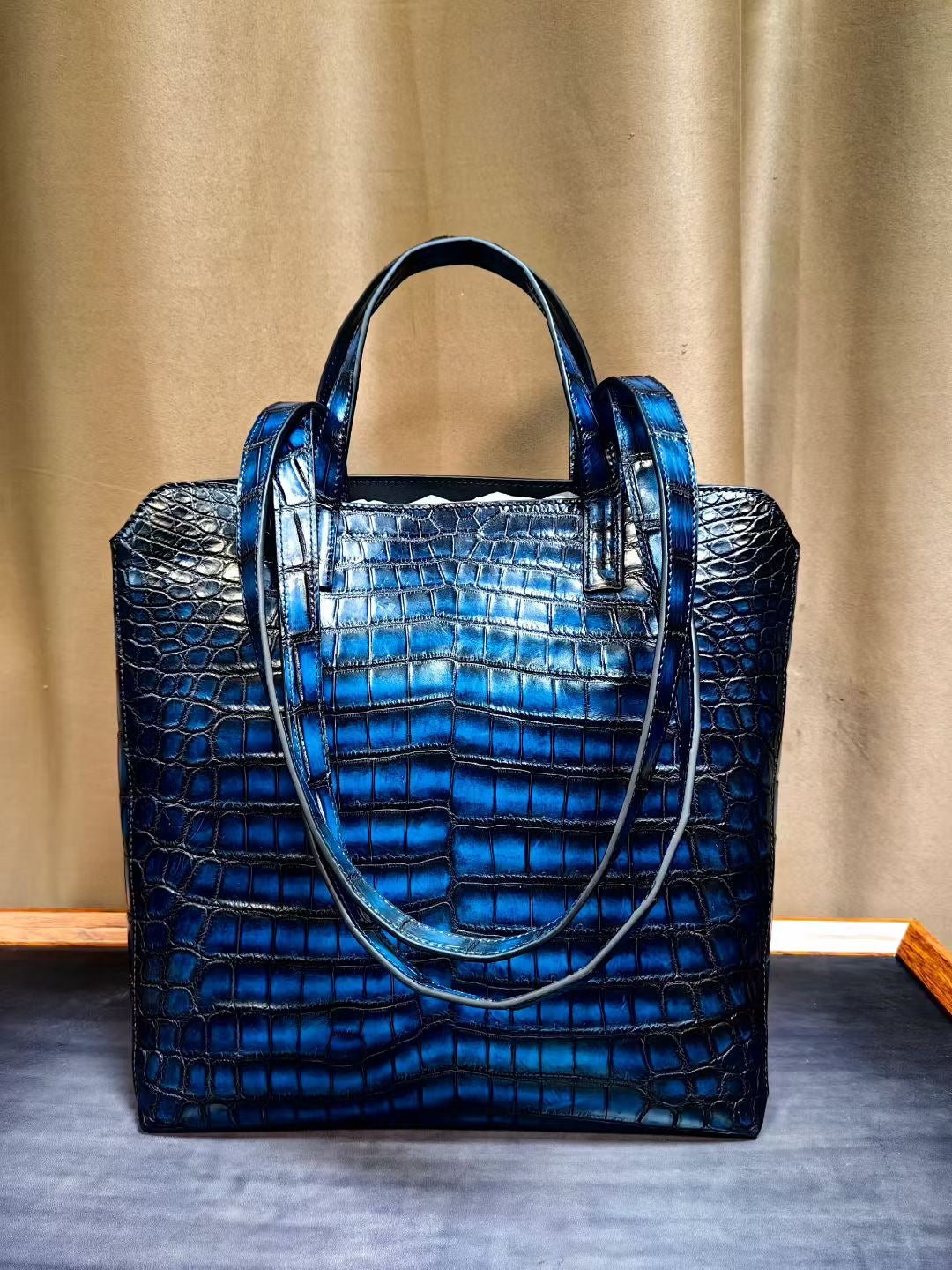 Vintage Crocodile Leather Laptop Business Shopper Bag