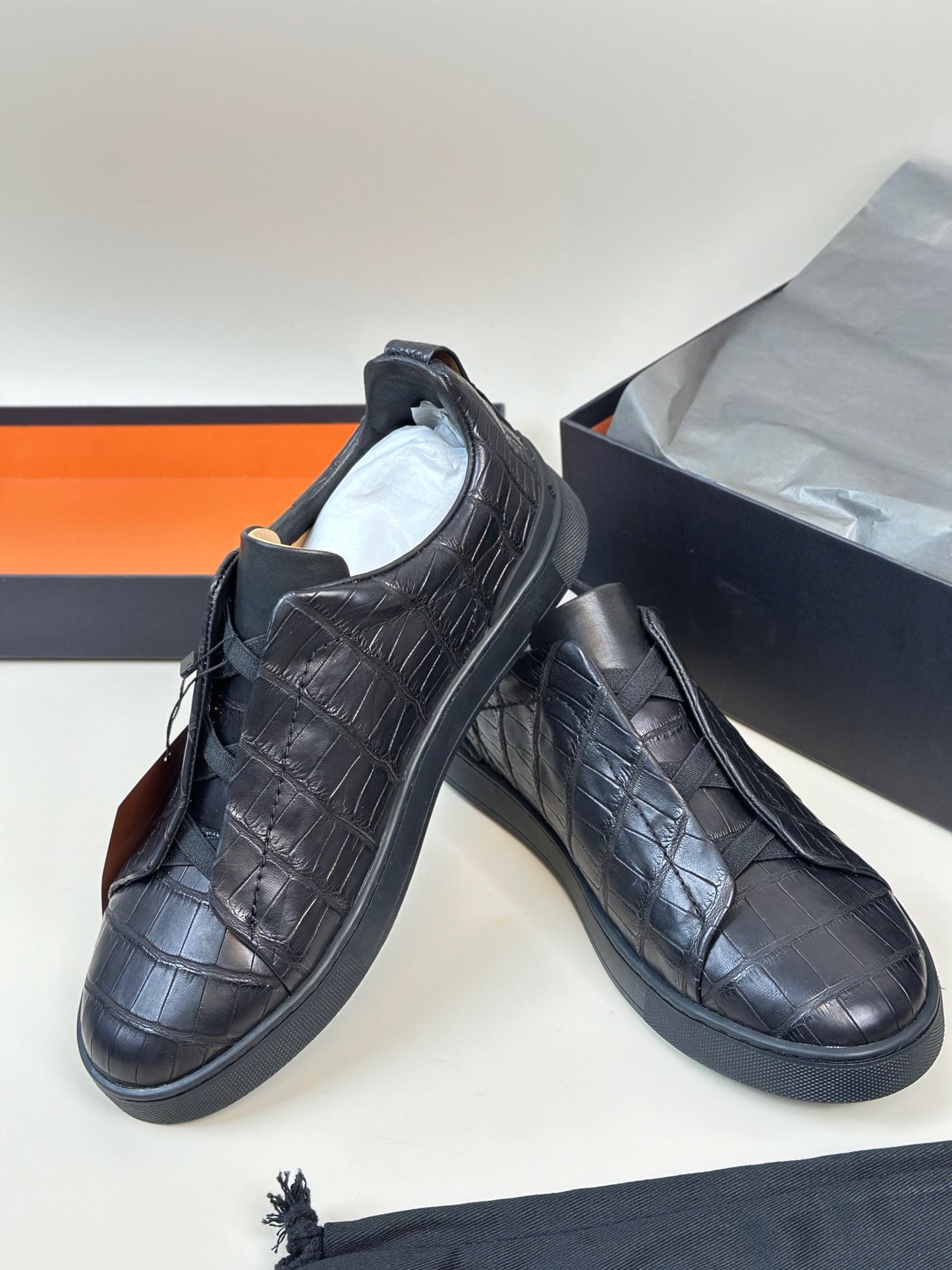 Crocodile Shoes Genuine Crocodile Skin Leather Sneakers Black