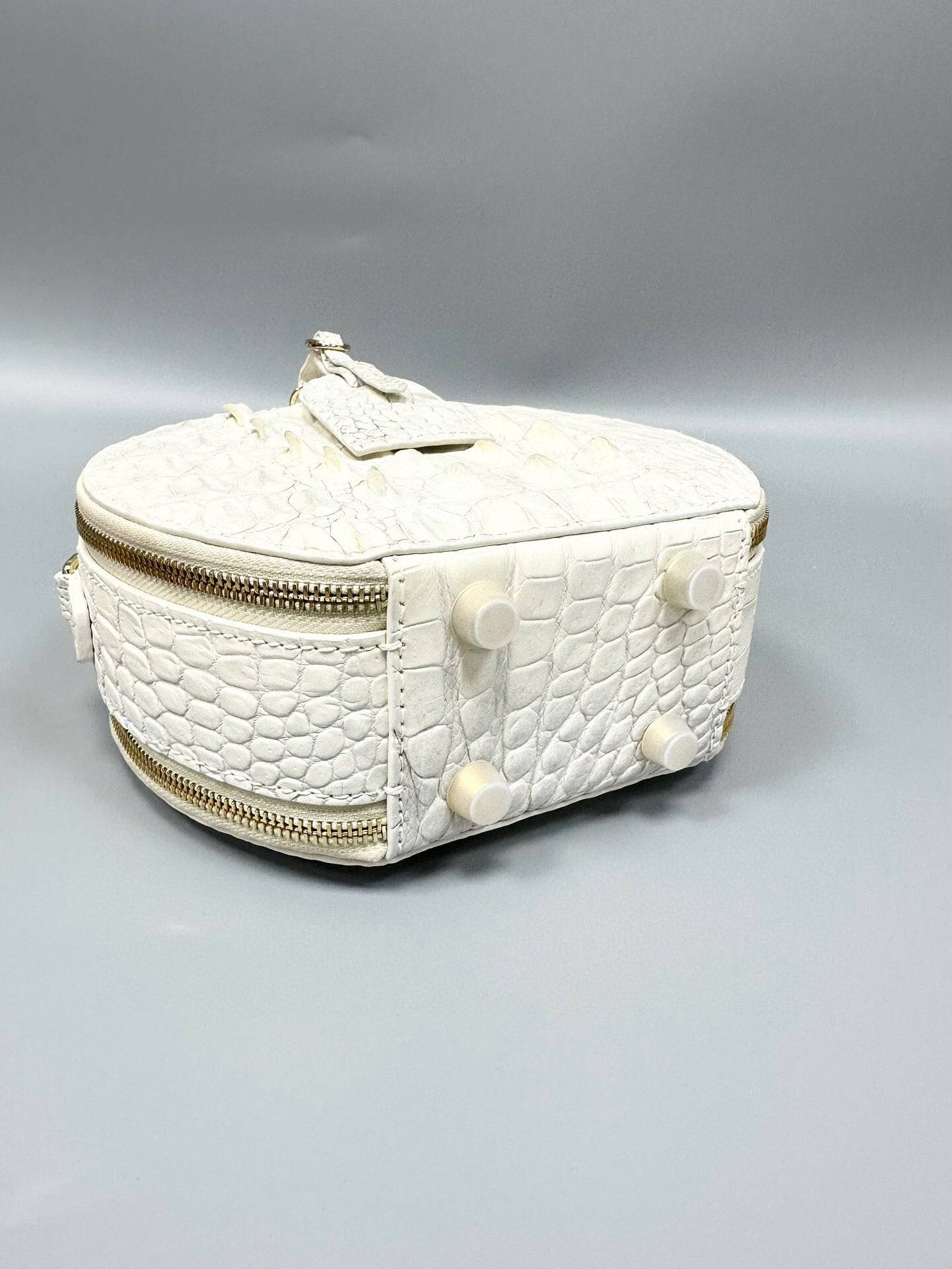 Womens Crocodile Bone Leather Handle Bag , Crocodile Skin Leather  Round Circle Apple Bag Himalaya White