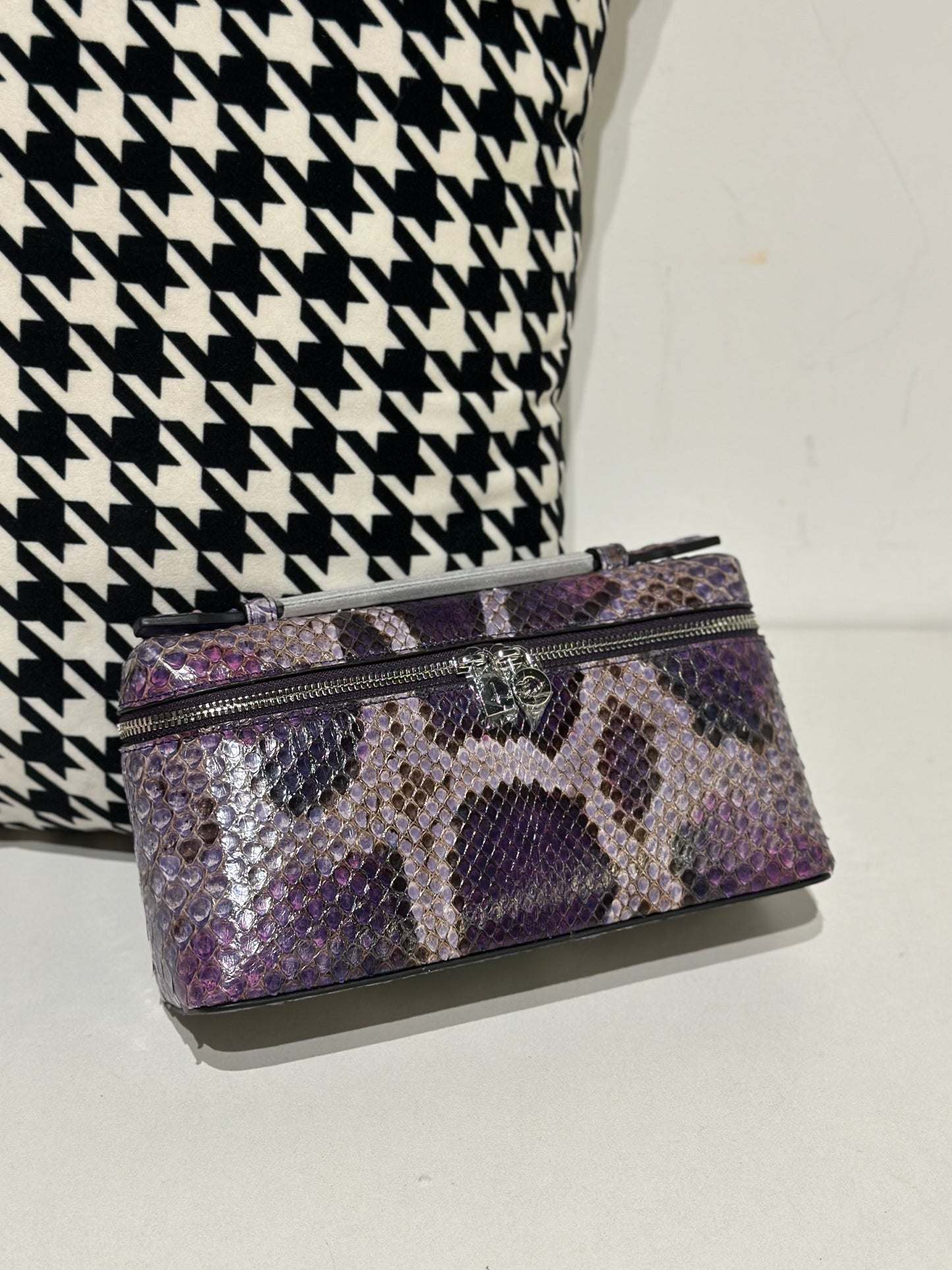 Genuine Python Skin Leather Zipper Cosmetic Handle Bag