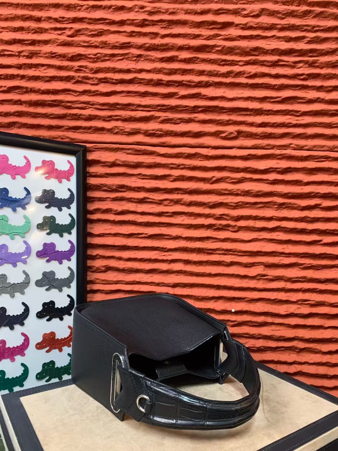 Genuine Python Skin Leather Underarm Cross Body Handle Bag  Black