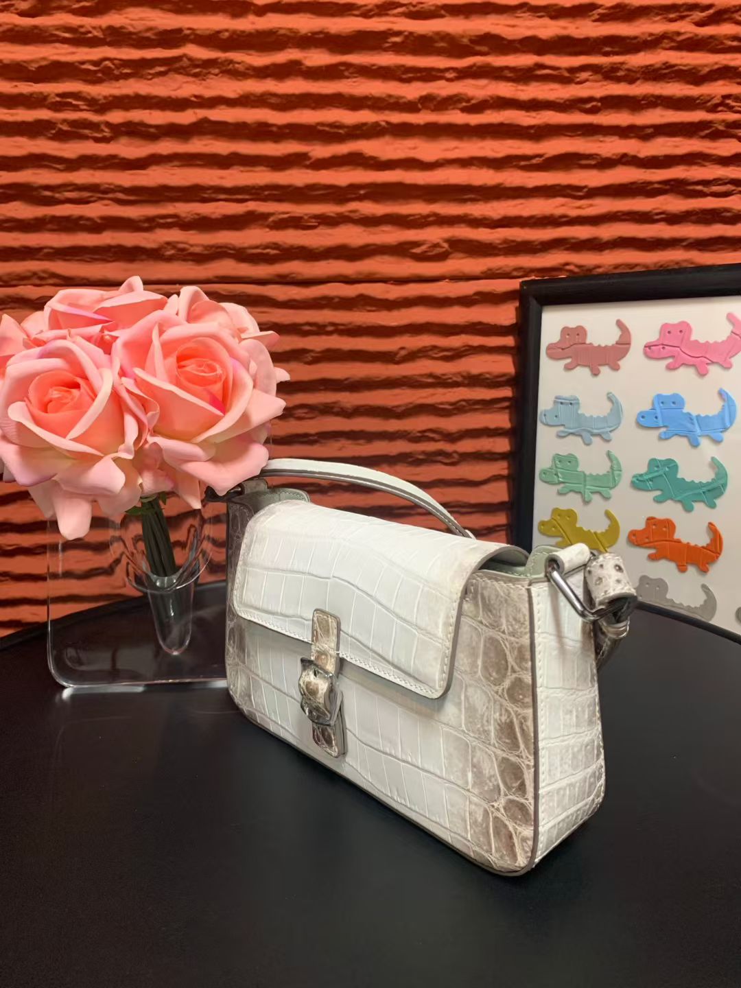 Borsa a tracolla con manico in vera pelle di pitone sottoascellare