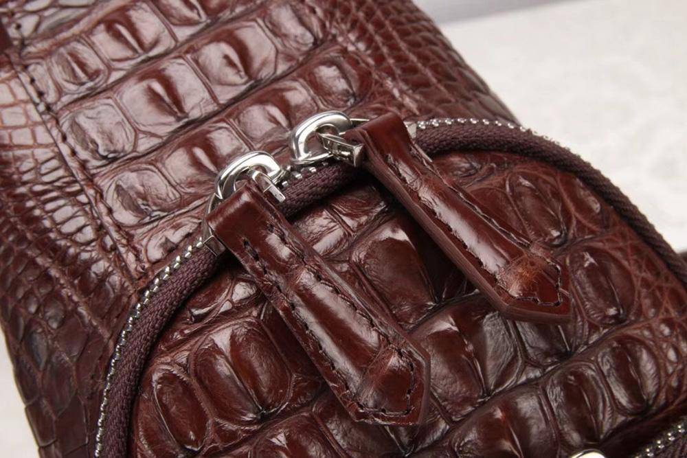 Genuine Crocodile Leather  Chest Bag,Men Crossbody Sling Backpack Outdoor Shoulder Travel One Shoulder Daypack