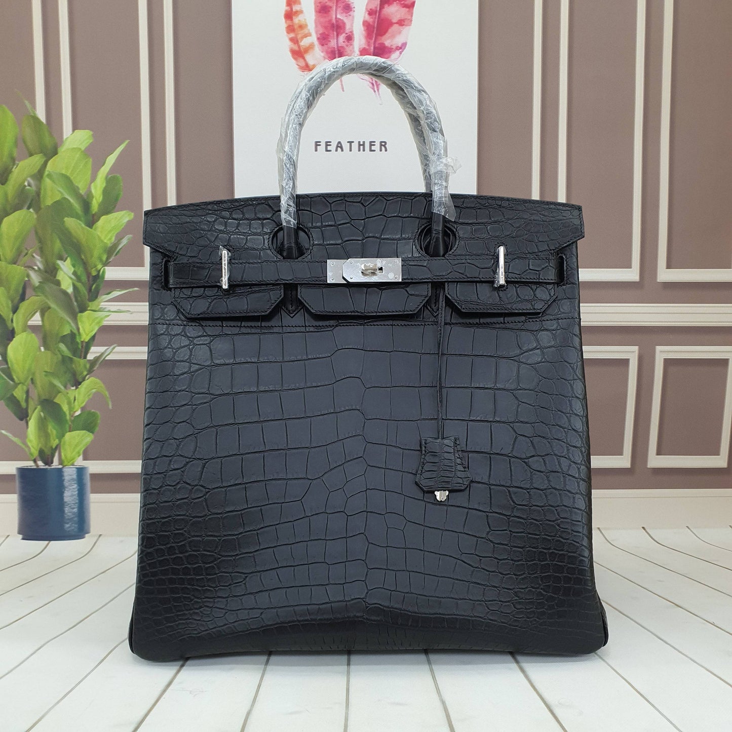 Genuine Crocodile Skin Leather Oversized Padlock Business Handbags Black