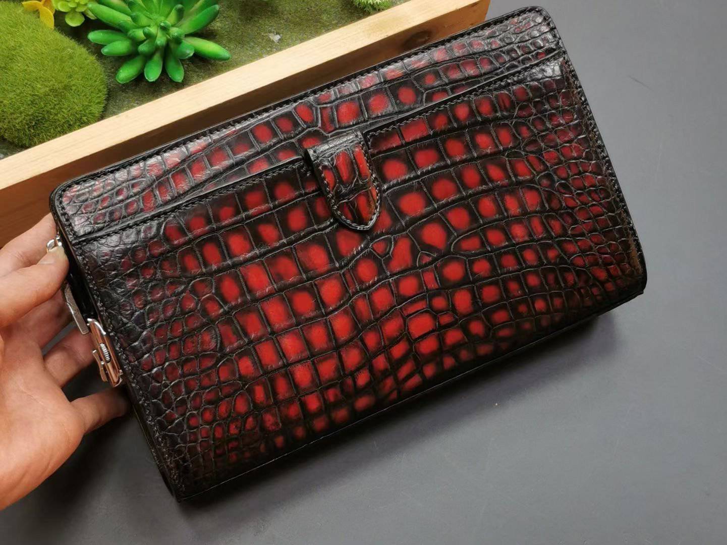 Men's Vintage Crocodile Leather Business Zip Wallet With Wrist Strap Clutch Bag