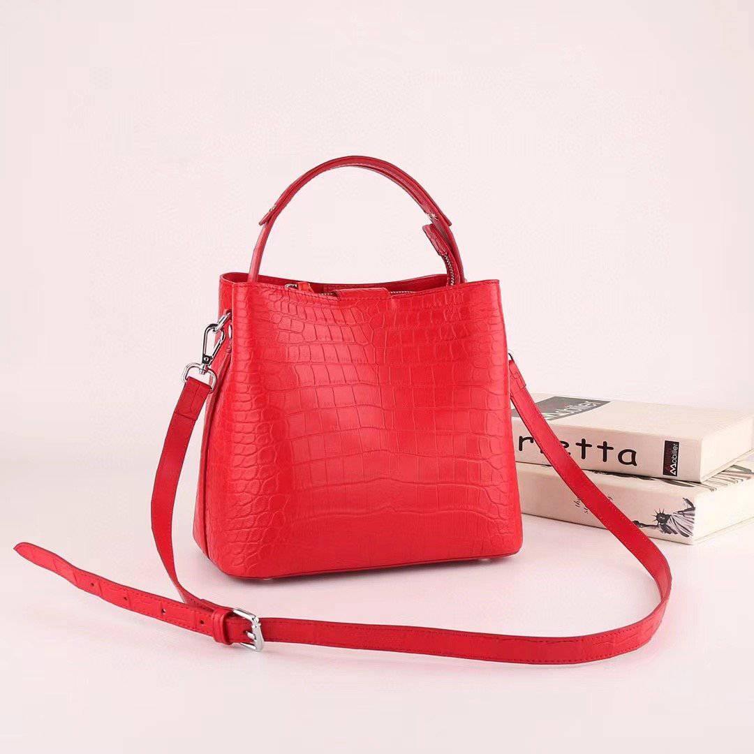 Women's Genuine Crocodile Leather Cross Body Shoulder Bag Red