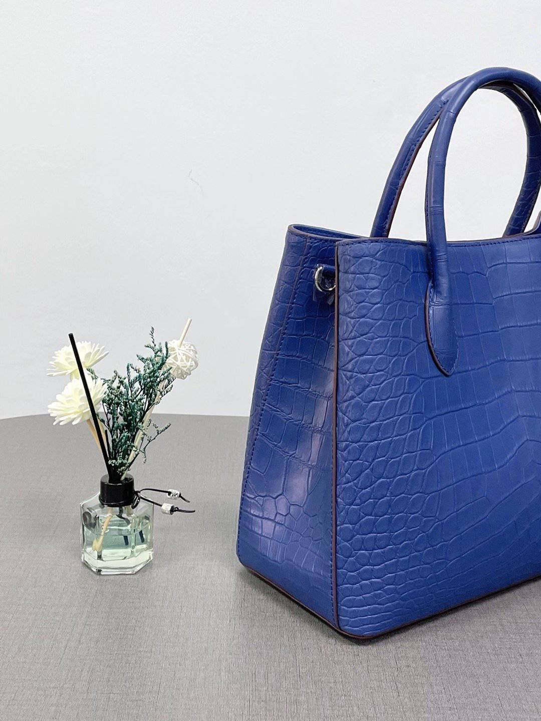 Women's Genuine Crocodile Leather Top Handle Shoulder Tote Purse Messenger Bags Blue