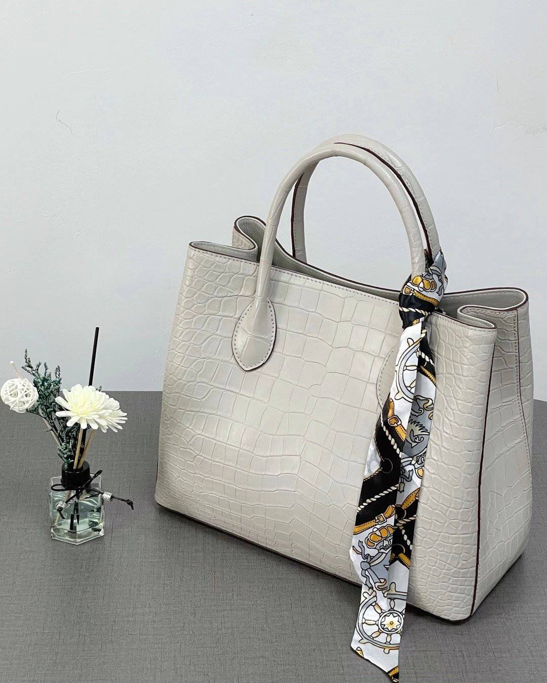 Women's Genuine Crocodile Leather Top Handle Shoulder Tote Purse Messenger Bags Cream 32cm