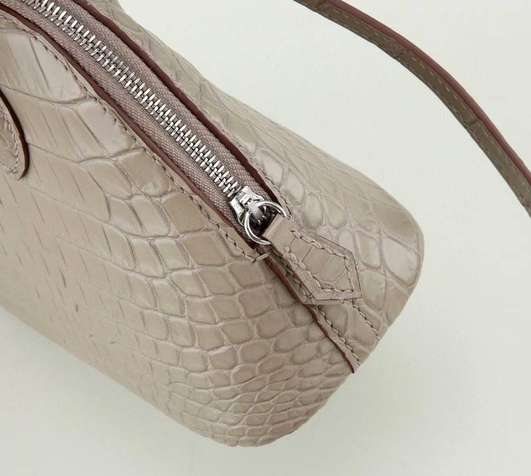 Womens Genuine Crocodile Leather Small Shell Promennade Trapezoid Cross Body Bag Grey